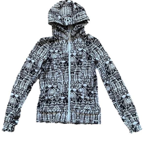 [lululemon] Scuba Hoodie -  White Black Glacier Lace Print - 6 - Picture 1 of 9